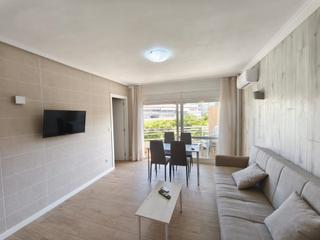 Àtic a Via aurèlia 23. Ático con piscina