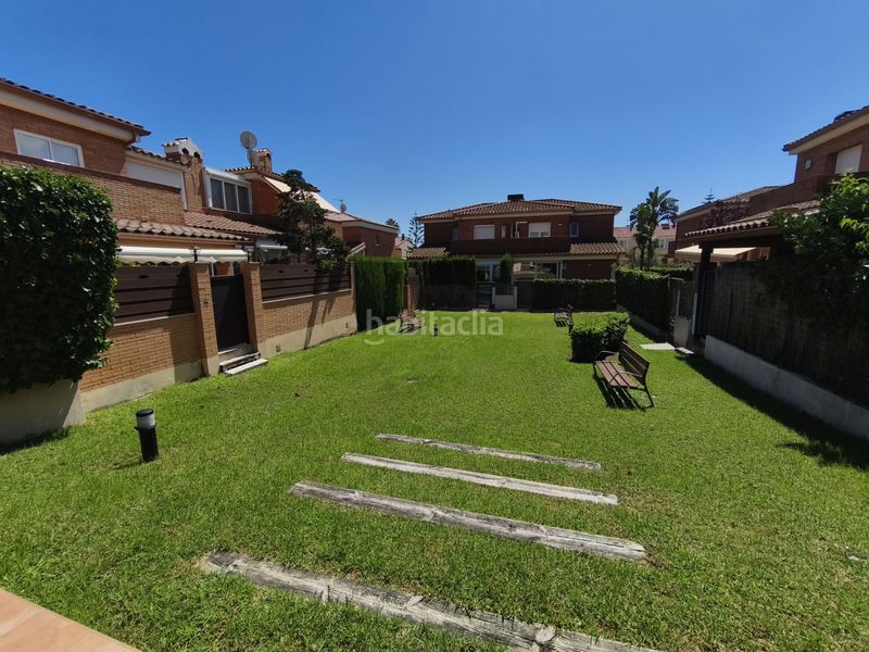 Foto 98a9ce2c-0583-4b63-877a-b5bd2abb9f27. Casa amb xemeneia calefacció aparcament piscina a Cambrils