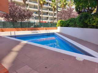 Etagenwohnung in Carrer de les Sínies