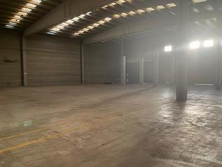 Lloguer Nau industrial a Silla. Nave con muelles