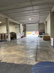 Miete Fabrikhalle in Carrer dels fusters 20. Nave con todas las instalaciones