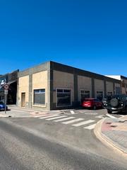 Nave industrial en Avinguda Llevant