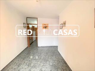 Pis a Can Serra. Muy cerca de los centros comerciales finestrelles y la farga.