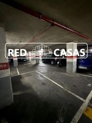 Parking coche en Can Serra. Parking en venta