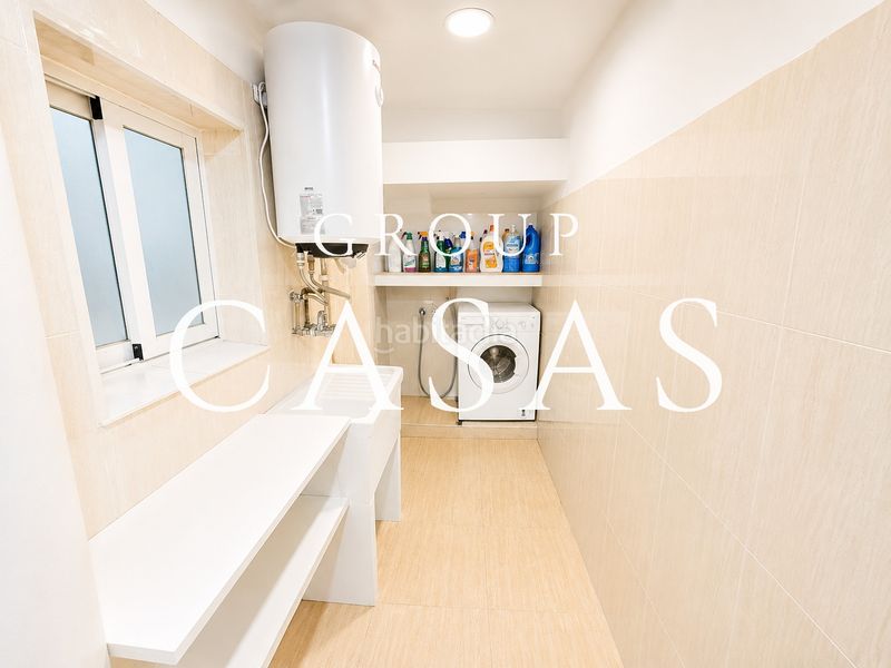 Foto 0a52b770-4dad-4989-9390-cbd38bc2123f. Piso en Can Vidalet Esplugues de Llobregat