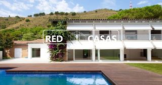 Chalet in Pedralbes. Casa / chalet independiente en venta en avenida de pearson 49, p