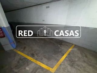 Posto auto in La Plana. Plaza de parkin en venta en av. severo ochoa-esplugues de llobre