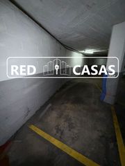 Aparcament cotxe a La Plana