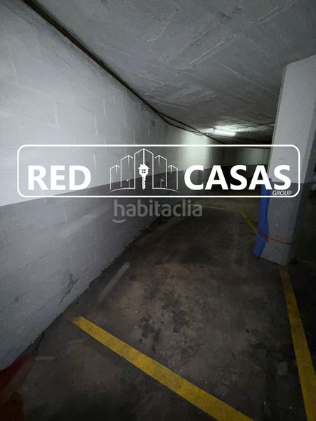 Foto f11fed0a-4a3d-4c27-b230-72b93921e3d2. Aparcament cotxe a La Plana Esplugues de Llobregat