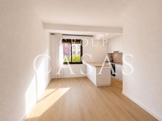 Pis  Avinguda de severo ochoa. La vivienda dispone de una superficie aproximada de 70m².