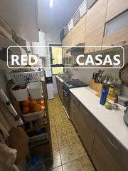 Piso  Passatge de milans. Consta de 65m2 que se distribuyen en sal�n comedor , 3 habitacio