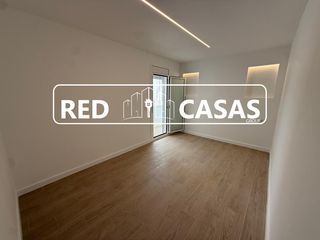 Ático  Carrer del rosselló. Ático ubicado en la zona de santa eulalia.