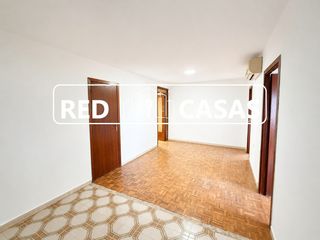 Pis  Avinguda de severo ochoa. La vivienda dispone de una superficie aproximada de 60m�