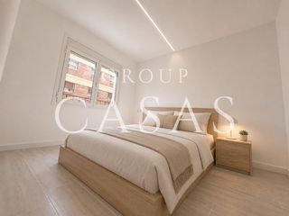 Etagenwohnung in Carrer Pintor Mestre i Castellví