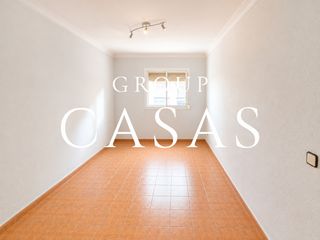 Pis  Carrer b�biles. Piso luminoso para entrar a vivir en la zona de la florida