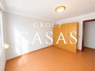 Piso  Carrer b�biles. Piso luminoso para entrar a vivir en la zona de la florida