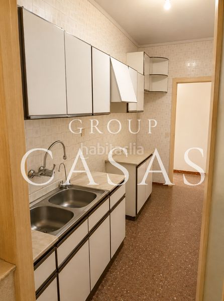 Foto 329134de-eeac-4b9a-8bec-d0eb4ab4d261. Pis a Can Clota Esplugues de Llobregat