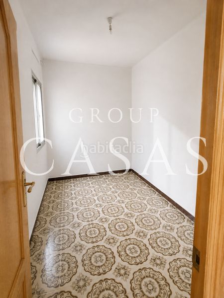 Foto 34779f78-7498-4a6a-84db-cf8e5e0d4ec7. Piso en Can Vidalet Esplugues de Llobregat