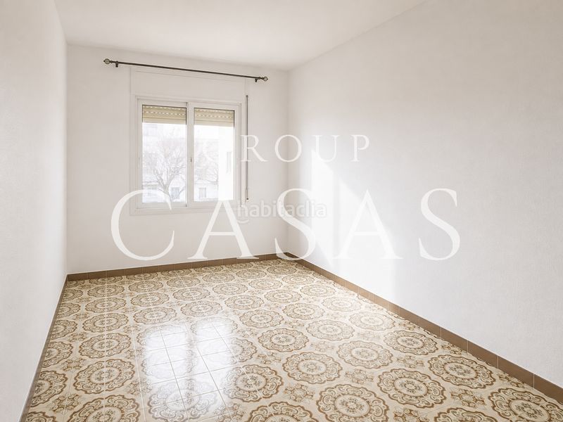 Foto 5fdb35f4-3262-4b04-a054-281d6d004f7e. Piso en Can Vidalet Esplugues de Llobregat