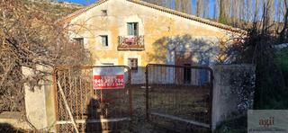 Masia a Trillo. Trillofinca rustica