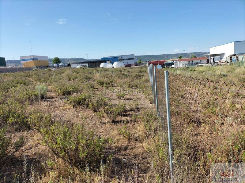 Foto 4dd4ec4d-ef3b-4612-ae93-5f05b8628df3. Terreny residencial a Chiloeches