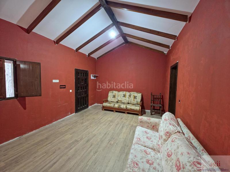 Foto 1329cd04-7871-4bf2-89c8-e043ddbf50f9. Chalet avec piscine dans Trillo