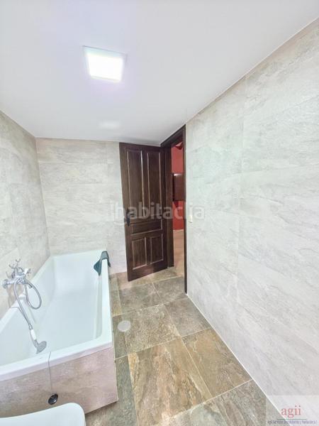 Foto ae808fa1-b0d1-418f-bd54-e3f70db369f1. Chalet avec piscine dans Trillo