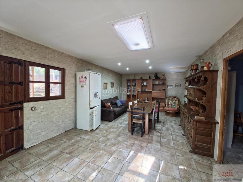 Foto f7e54485-ef45-46f7-8385-4eeb82cf3326. Chalet avec piscine dans Trillo