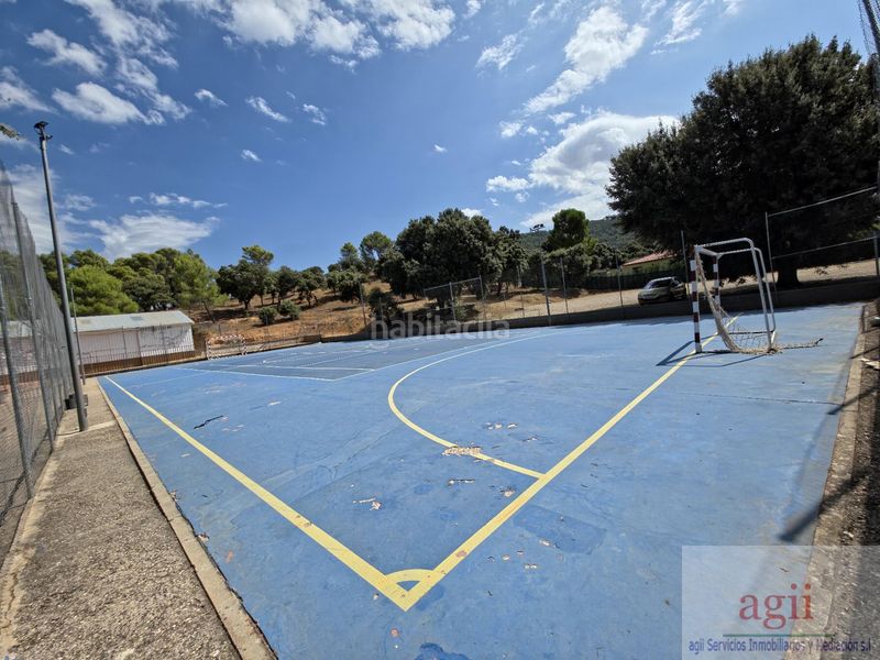 Foto 2b4c1073-2fd3-4fda-bc24-d4865a6d0e0e. Xalet amb calefacció piscina a Pareja