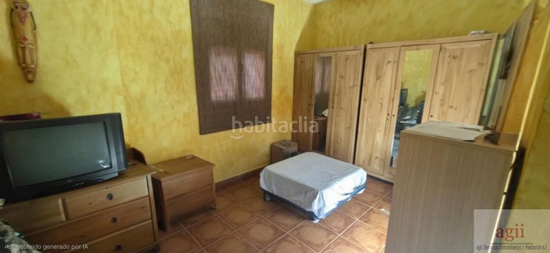 Foto da89cc8d-f0ad-4d05-b551-22ff215150d5. Xalet amb calefacció piscina a Pareja