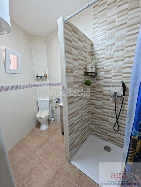 Foto b68c1005-ae83-41dd-a299-322c994eb3c8. Casa amb calefacció a Villalba del Rey