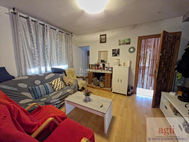 Foto a38b1f47-0854-47dd-b056-475132377849. Chalet  en Trillo