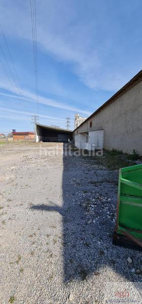 Foto 0a25e21f-ffd4-45bd-8c75-f7a10d49febb. Industrial building in Centro Avilés