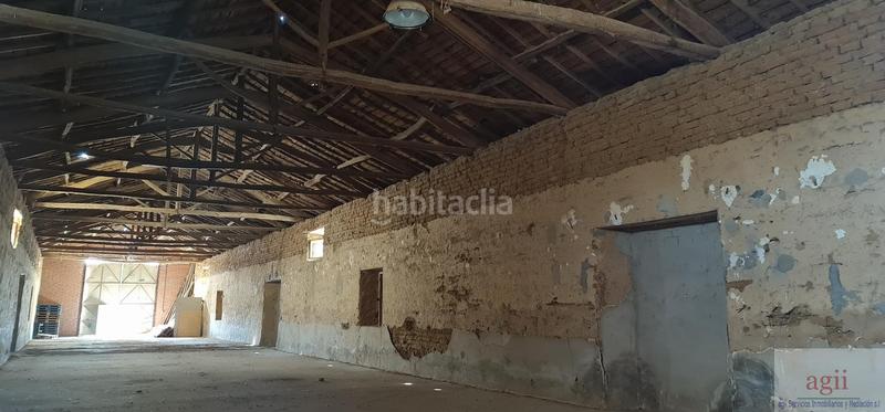 Foto 7dcd664d-2822-4d9b-b866-fbf5decb6a6f. Industrial building in Centro Avilés