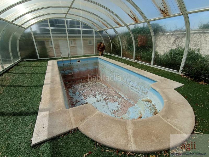 Foto d7de00a2-e8e5-4870-8f5e-0cafd41d4d53. Chalet  en Valdeaveruelo