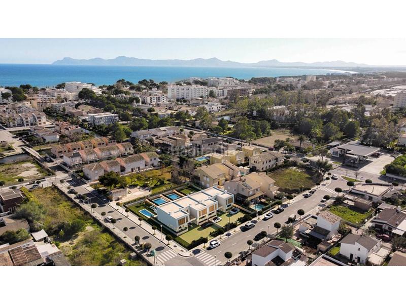 Foto d556a829-a1fd-4319-b436-b2441bc6cd3a. Doppelhaus mit heizung parking pool in port d´Alcúdia-platja dálcúdia Alcúdia