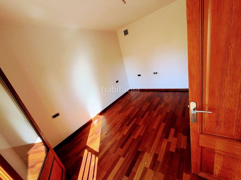 Foto c4f037e3-fd87-4e77-a199-a6b4e19a697c. Pis amb calefacció aparcament a Petra