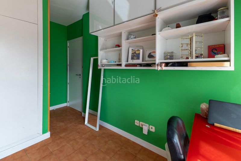 Foto b0ca9ade-71b0-4e89-ac76-35779f4fb4a9. Xalet amb calefacció aparcament piscina a Peñagrande Madrid