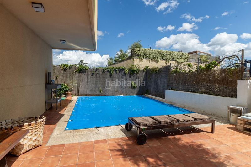 Foto fe1164d1-529c-4f87-a881-39b7220ec117. Xalet amb calefacció aparcament piscina a Peñagrande Madrid