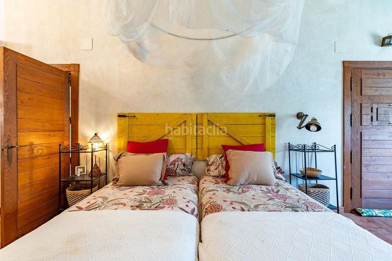 Foto f037c1f0-d58a-44c7-aa4a-005641634785. Casa amb calefacció piscina a Cuacos de Yuste