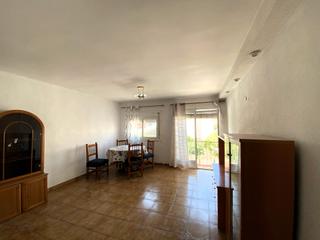 Appartement à Bloc sant lluc 9. Piso con vistas despejadas en sant pere i sant pau – 2 habitacio
