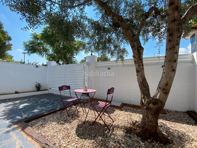 Foto 64f6bb4d-a71f-4177-8c12-5cfaebc9a6c6. Chalet preciosa casa para entrar a vivir en Centre Miami Platja