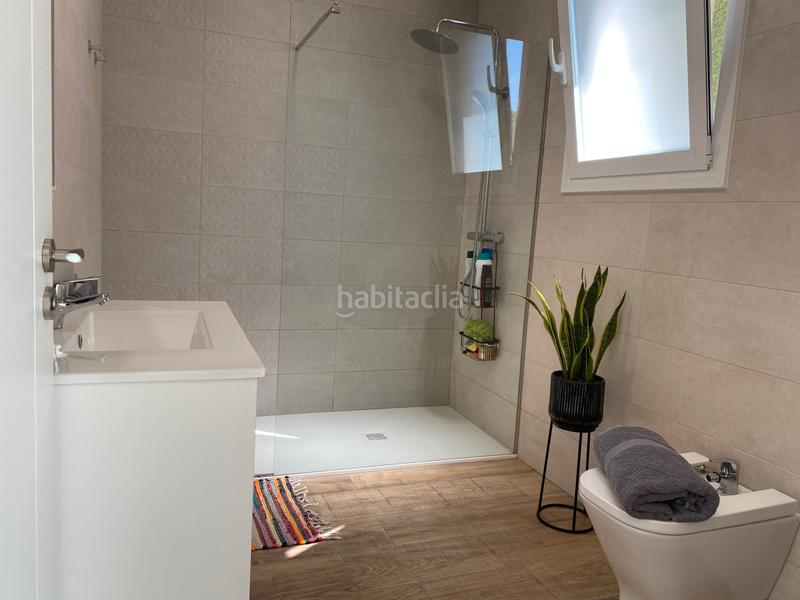 Foto ee0c776b-8567-471e-952a-30e57e5a69bd. Chalet preciosa casa para entrar a vivir en Centre Miami Platja