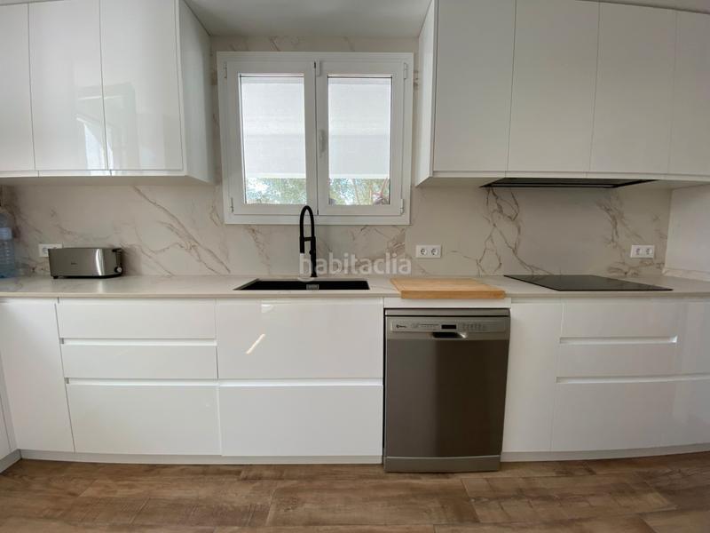 Foto fd9a0ea5-e4f6-450a-9722-1b62b6659889. Chalet preciosa casa para entrar a vivir en Centre Miami Platja