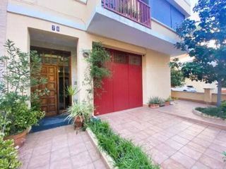Haus  Calle calle tarragones. Gran casa señorial con tres espacios independientes y bodega en