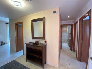 Maison jumelée  Calle mèlies. Exclusiva casa pareada con jardín en bonmont tu refugio de lujo