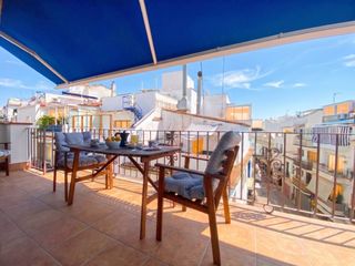 Etagenwohnung  Calle parellades. Piso con licencia turística en calle parellades, sitges