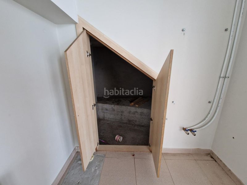 Foto e19edd7d-5a8d-4fb0-8e20-e06129e64cf4. Local comercial a dp-5903 79 a Ordes