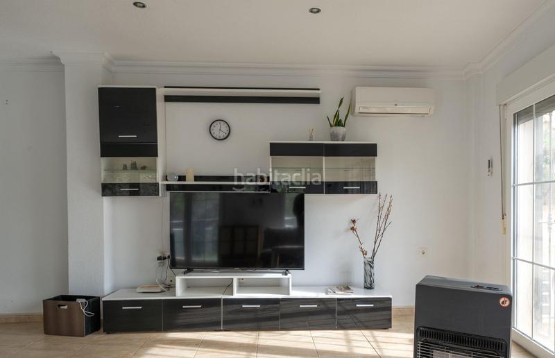 Foto 7ad4136c-6e8d-40df-a205-8024de94eb35. Casa aparellada amb calefacció aparcament a Rojales