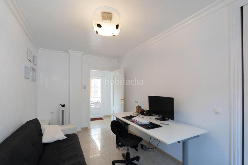 Foto 896d0a44-ebea-4f9b-9c23-d4090b2a36b8. Casa aparellada amb calefacció aparcament a Rojales